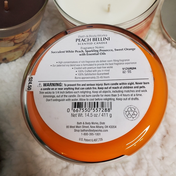 Bath & Body Works 3 Wick Candles NEW - Picture 8 of 15